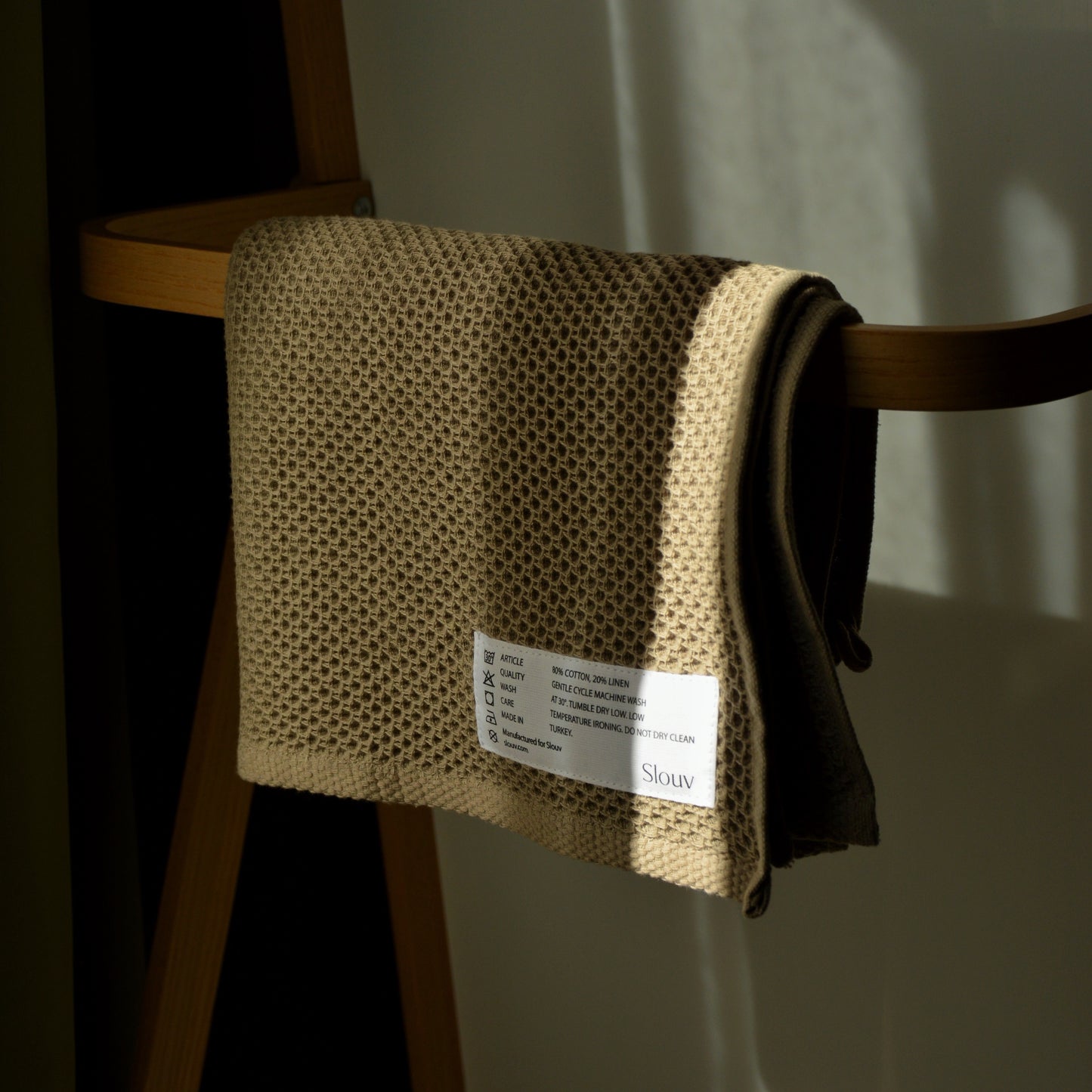 OLIVE TOWEL